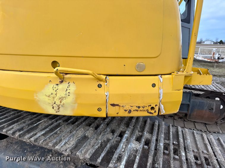 image for item EN0876 2000 Komatsu PC228USLC excavator