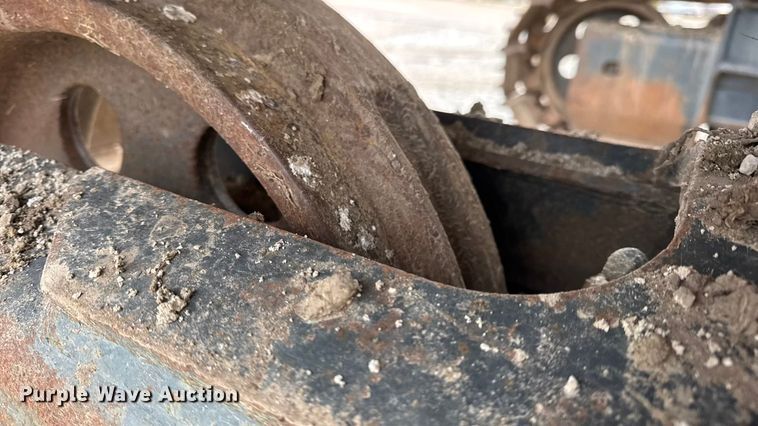 image for item EN0876 2000 Komatsu PC228USLC excavator