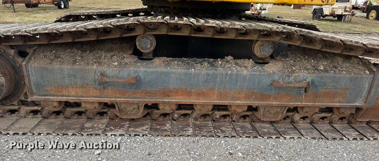 image for item EN0876 2000 Komatsu PC228USLC excavator