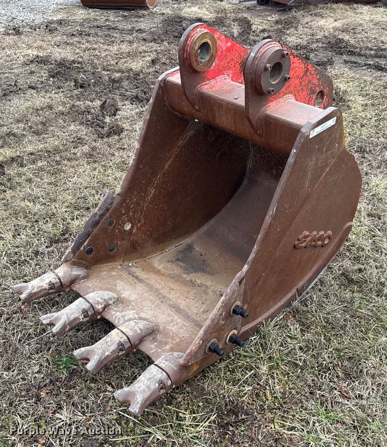 image for item EN0877 ESCO excavator bucket