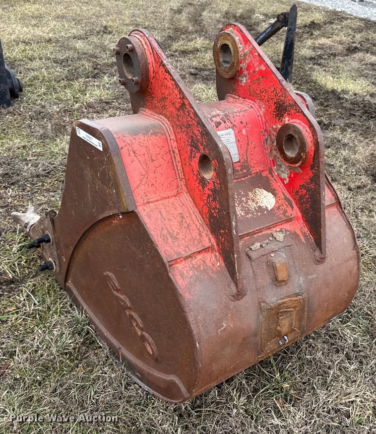 image for item EN0877 ESCO excavator bucket