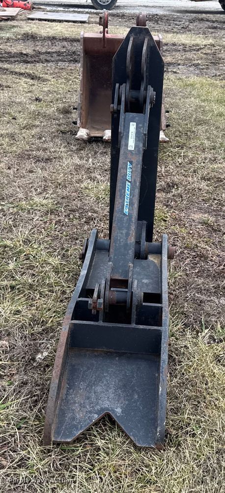 image for item EN0878 Blue Diamond 5600 excavator thumb