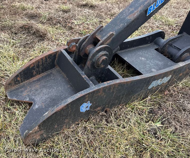 image for item EN0878 Blue Diamond 5600 excavator thumb