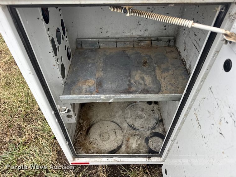 image for item EN0880 Knapheide 6132D54-2 utility pickup truck bed