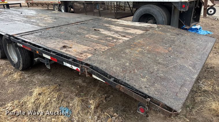 image for item EO0906 2008 Load Max tilt deck equipment trailer