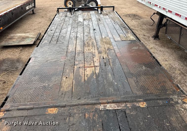 image for item EO0906 2008 Load Max tilt deck equipment trailer