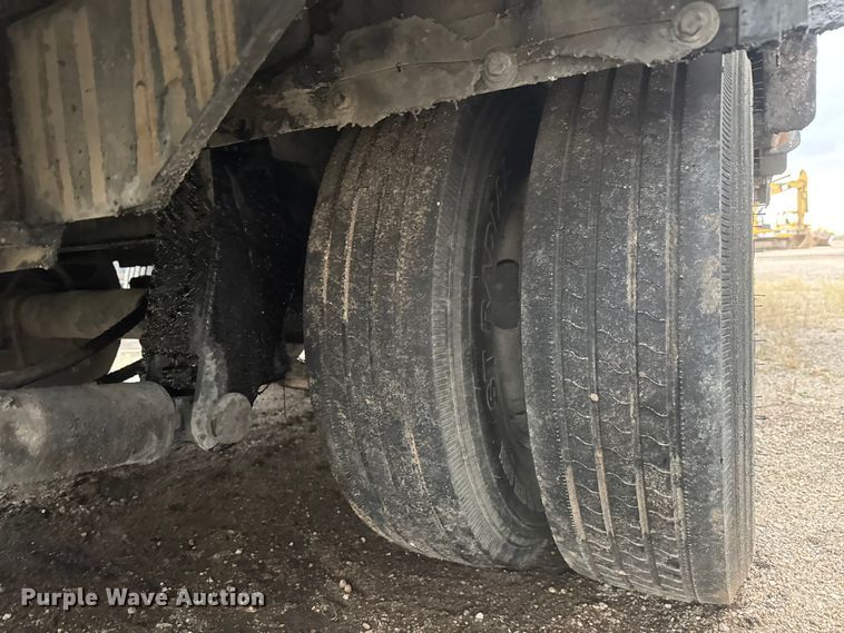 image for item EO0906 2008 Load Max tilt deck equipment trailer