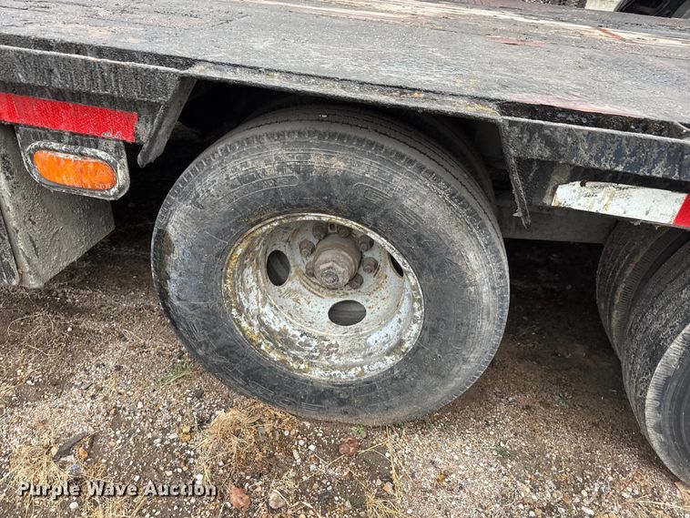 image for item EO0906 2008 Load Max tilt deck equipment trailer