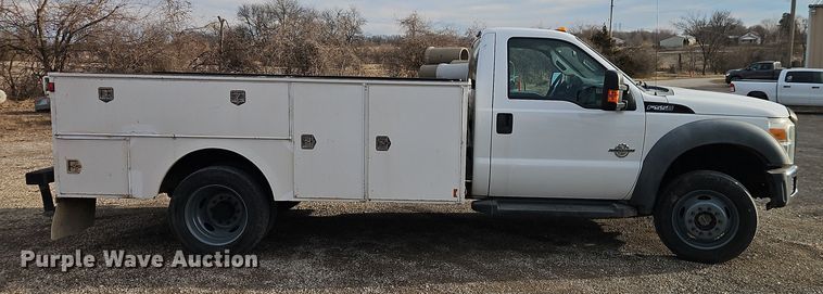 image for item EO4921 2011 Ford F550 utility / service truck