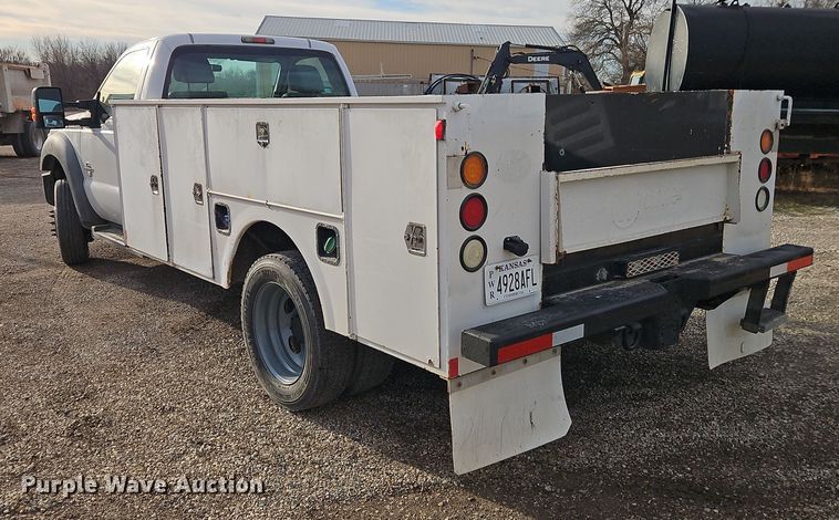 image for item EO4921 2011 Ford F550 utility / service truck