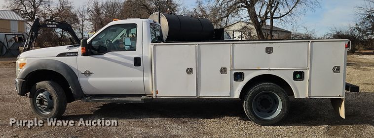 image for item EO4921 2011 Ford F550 utility / service truck