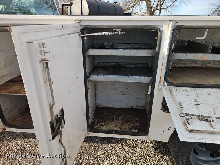 image for item EO4921 2011 Ford F550 utility / service truck