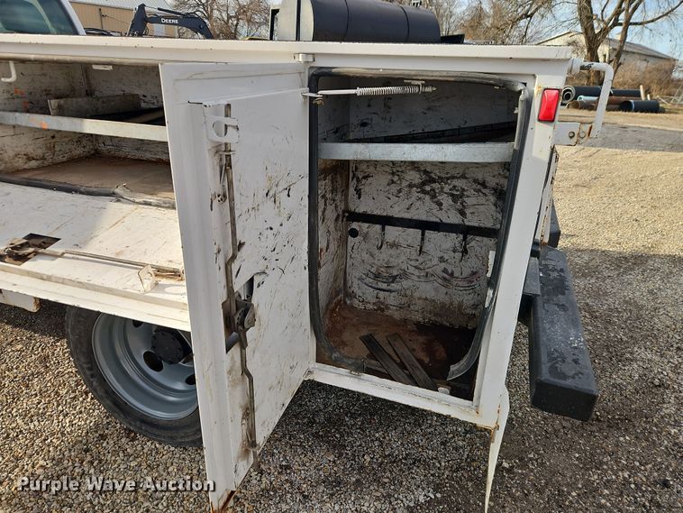 image for item EO4921 2011 Ford F550 utility / service truck