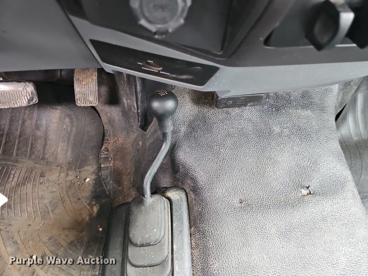 image for item EO4921 2011 Ford F550 utility / service truck