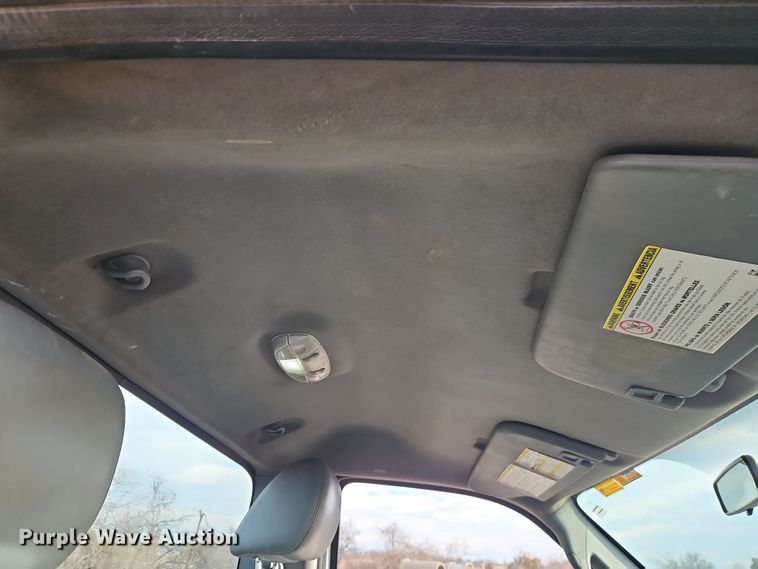 image for item EO4921 2011 Ford F550 utility / service truck