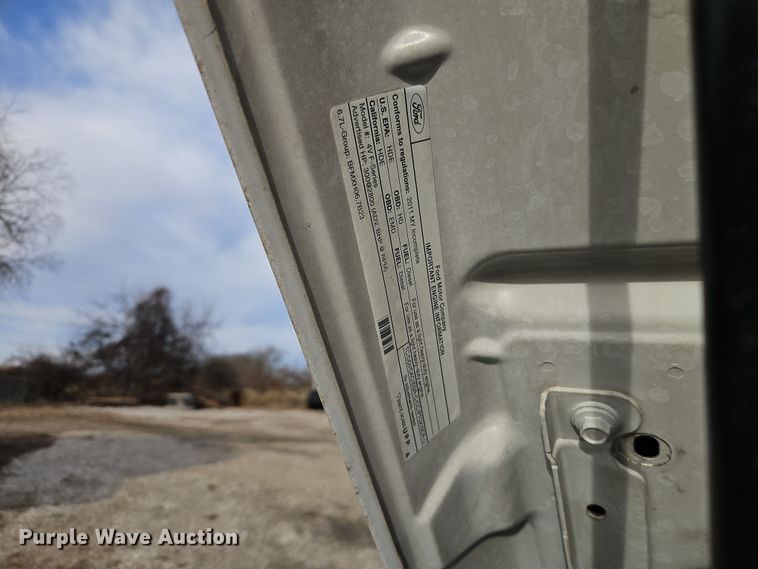 image for item EO4921 2011 Ford F550 utility / service truck