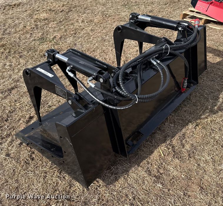 image for item EP2788 2025 Future FT-PG72C skid steer grapple bucket