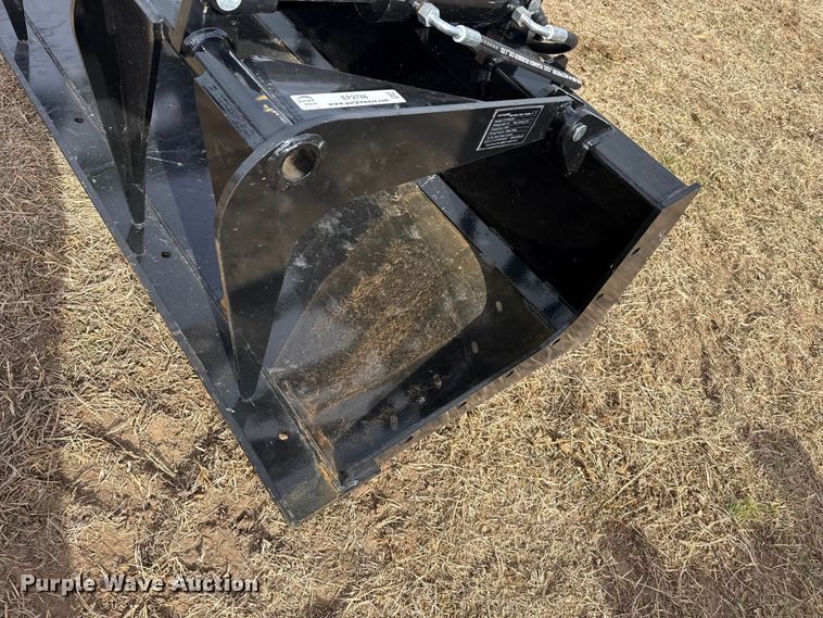 image for item EP2788 2025 Future FT-PG72C skid steer grapple bucket