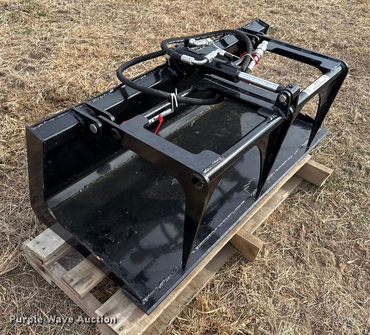 image for item EP2791 2025 Future FT X-PG44C skid steer grapple bucket