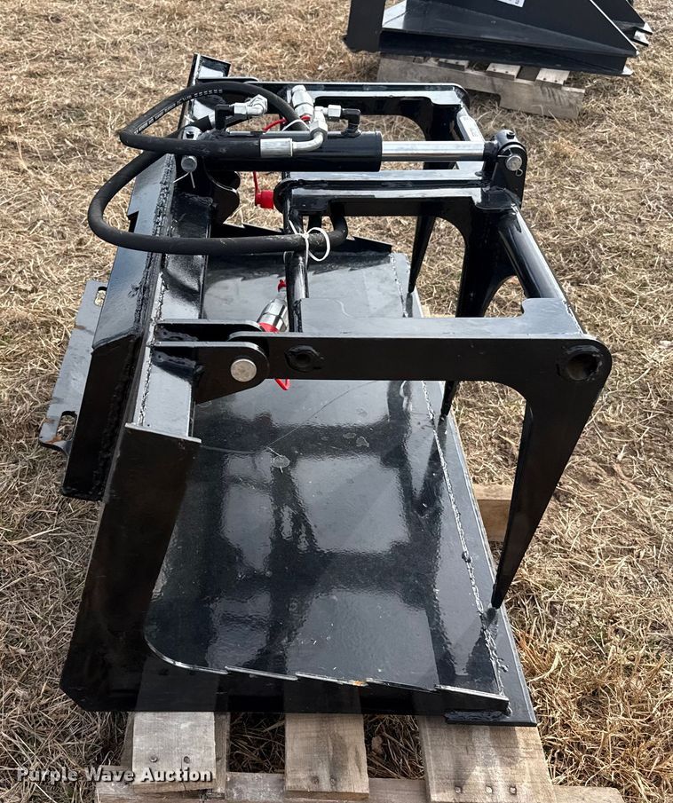 image for item EP2791 2025 Future FT X-PG44C skid steer grapple bucket