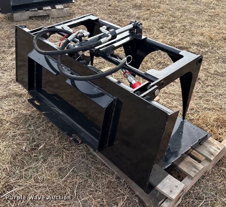 image for item EP2791 2025 Future FT X-PG44C skid steer grapple bucket