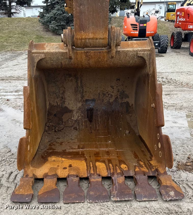 image for item ER0379 2008 Caterpillar 330D excavator