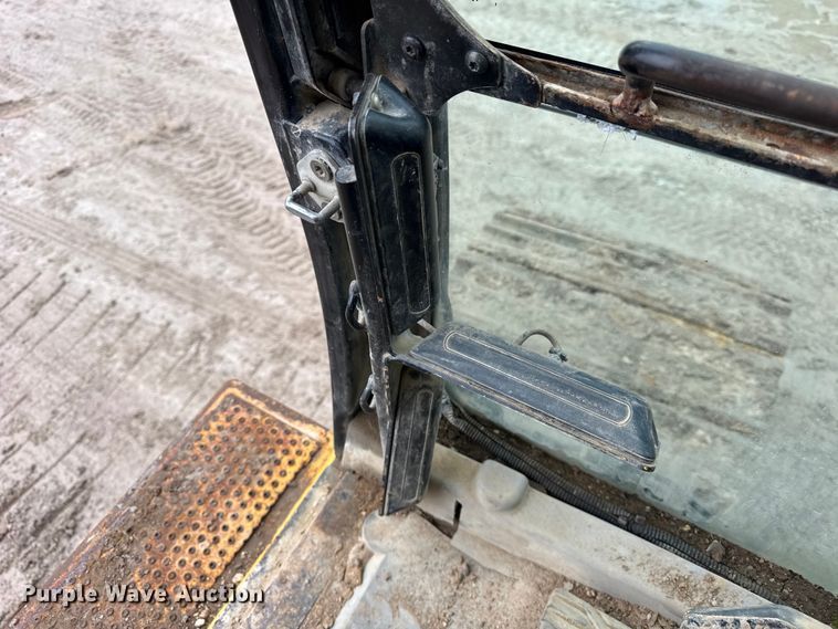 image for item ER0379 2008 Caterpillar 330D excavator