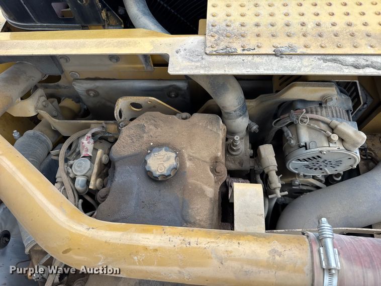 image for item ER0379 2008 Caterpillar 330D excavator