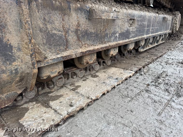 image for item ER0379 2008 Caterpillar 330D excavator