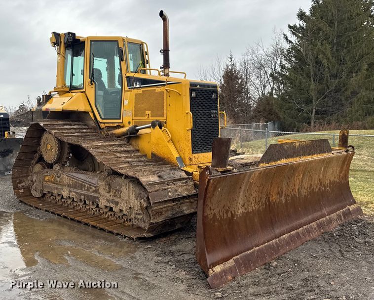 image for item ER0380 2006 Caterpillar D6N LGP dozer