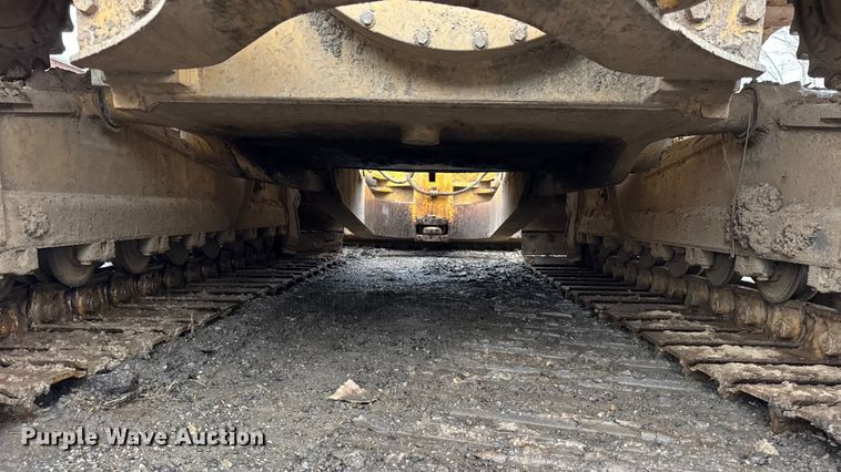 image for item ER0380 2006 Caterpillar D6N LGP dozer