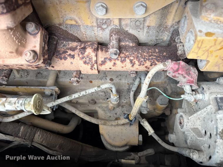 image for item ER0380 2006 Caterpillar D6N LGP dozer