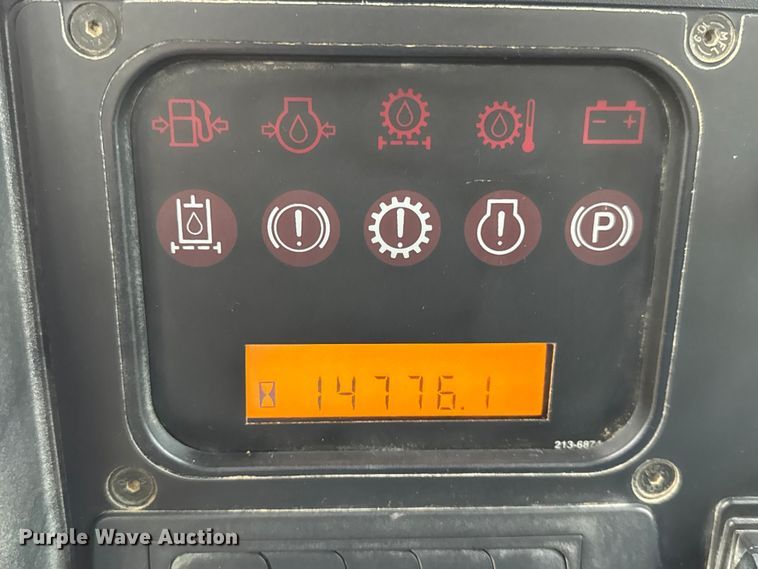 image for item ER0380 2006 Caterpillar D6N LGP dozer