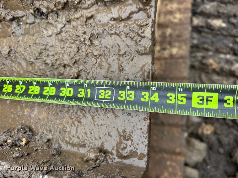 image for item ER0380 2006 Caterpillar D6N LGP dozer