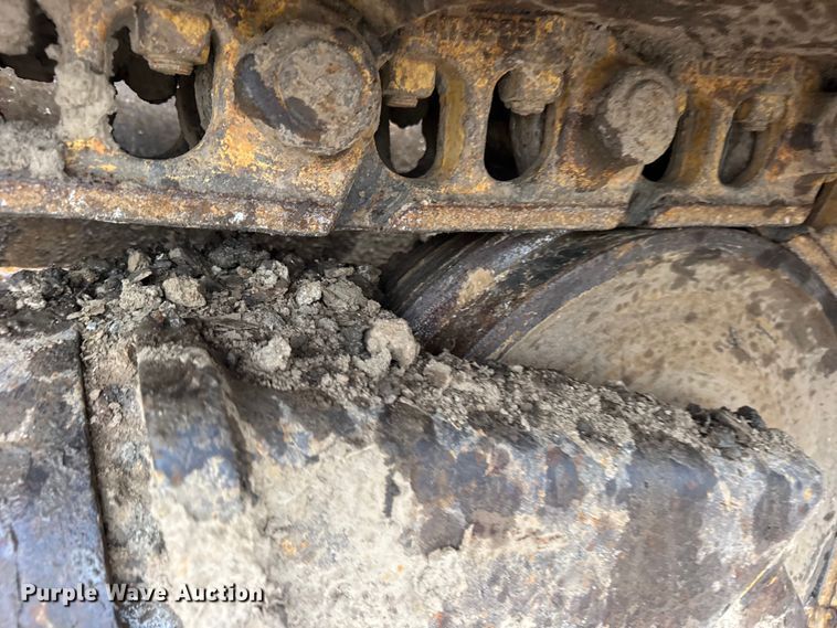 image for item ER0380 2006 Caterpillar D6N LGP dozer