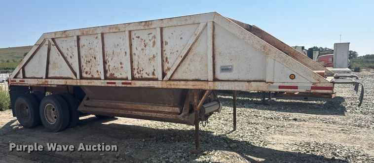 image for item ER2384 1988 Ranch manufacturing bottom dump trailer