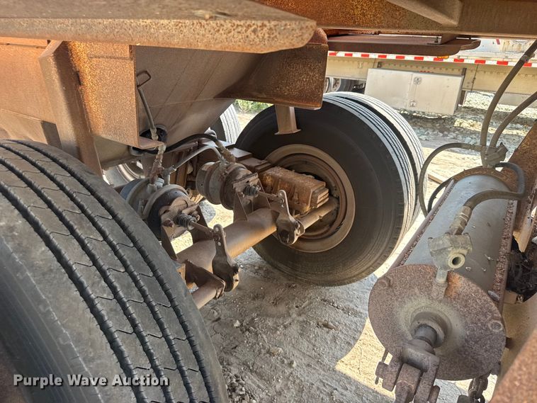 image for item ER2384 1988 Ranch manufacturing bottom dump trailer