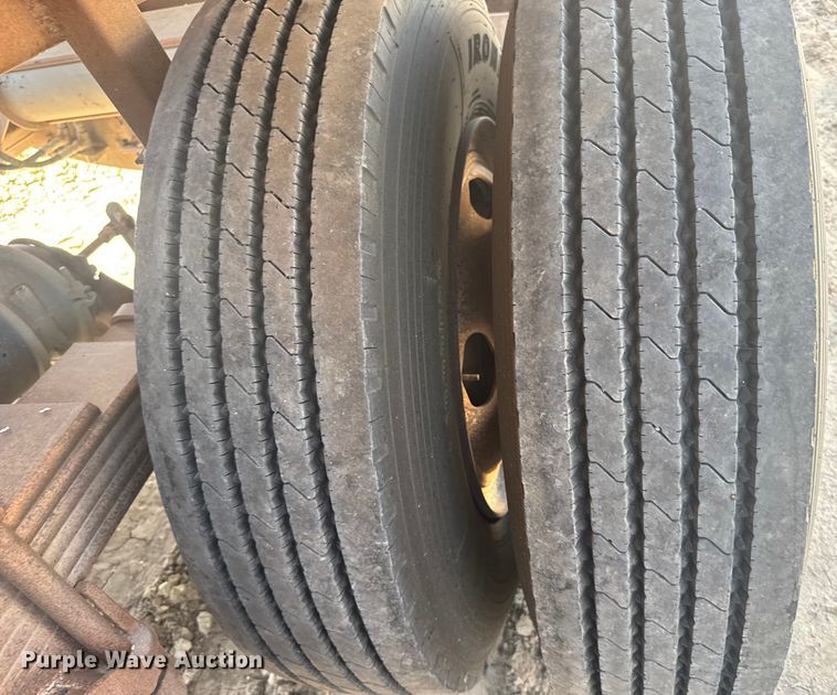 image for item ER2384 1988 Ranch manufacturing bottom dump trailer