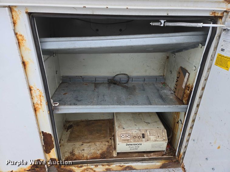 image for item ES2593 2008 Ford F450 bucket truck