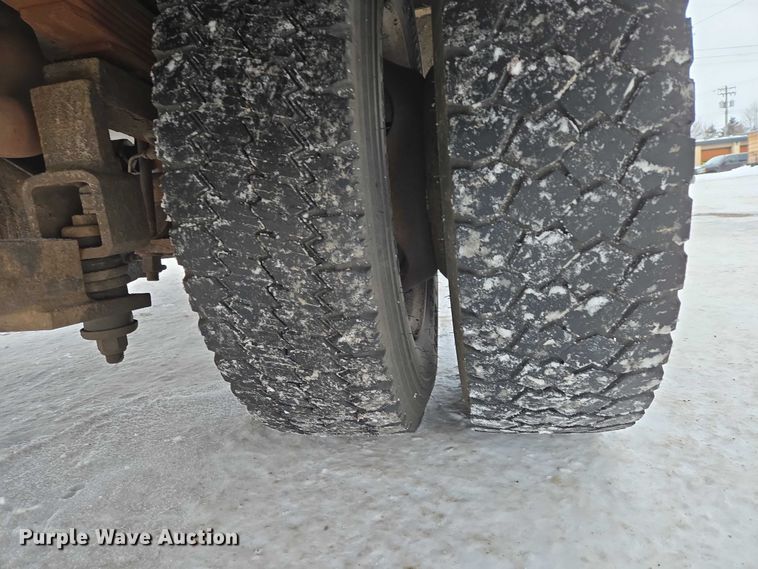 image for item ES2593 2008 Ford F450 bucket truck