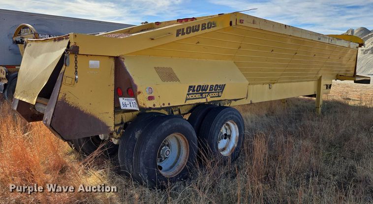 image for item ES2666 1986 Flowboy ST-1000S belt trailer