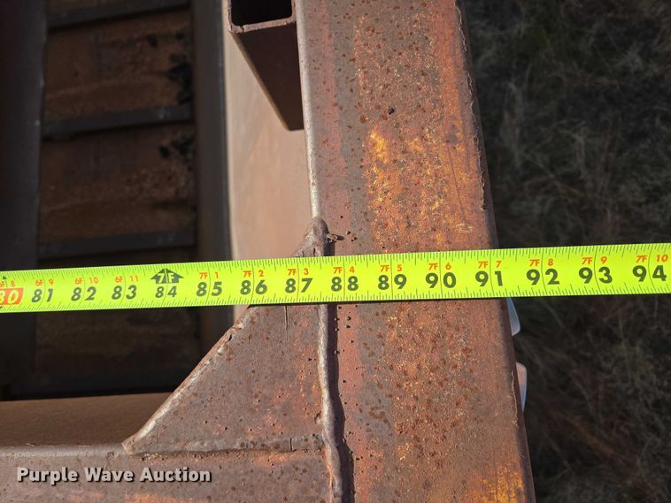 image for item ES2666 1986 Flowboy ST-1000S belt trailer