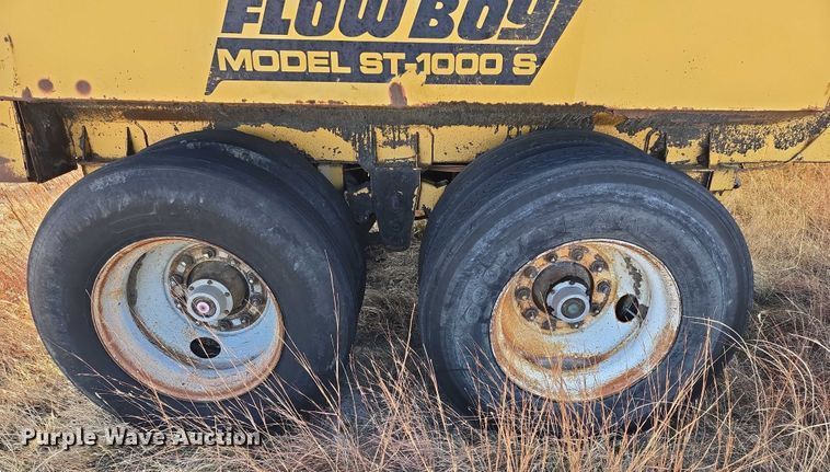 image for item ES2666 1986 Flowboy ST-1000S belt trailer