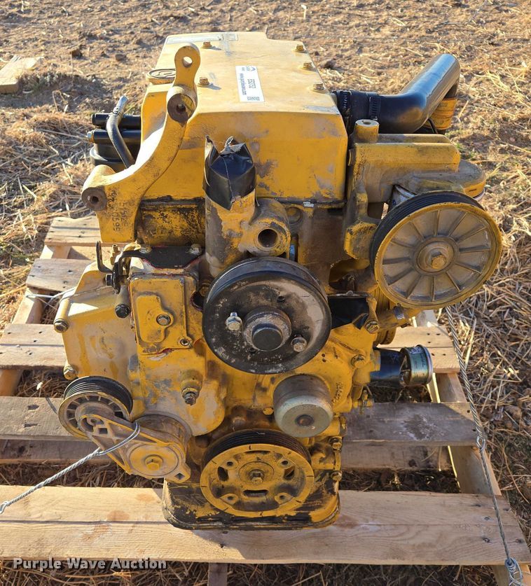 image for item ES2752 John Deere 4024TF270 engine