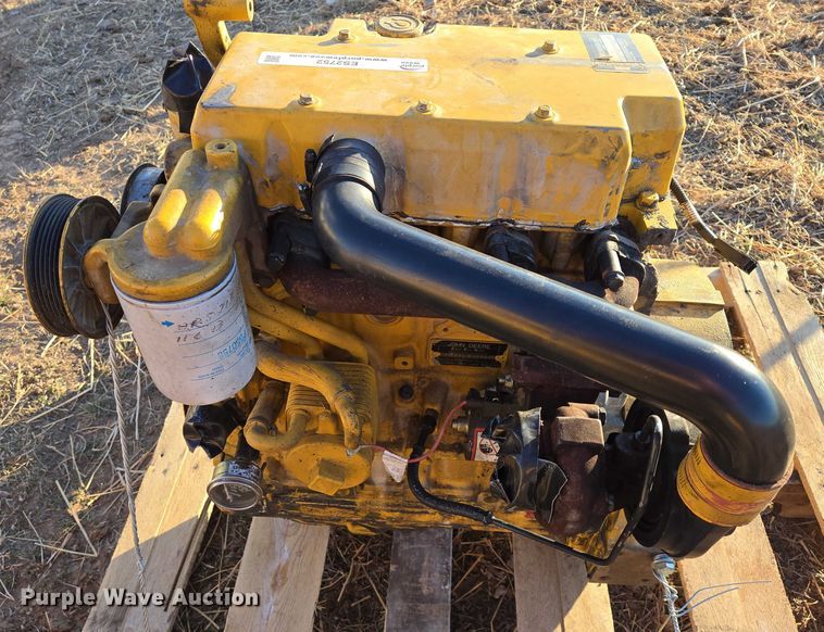 image for item ES2752 John Deere 4024TF270 engine