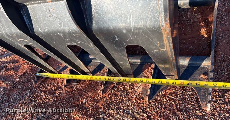 image for item ES5605 2023 Bobcat 36