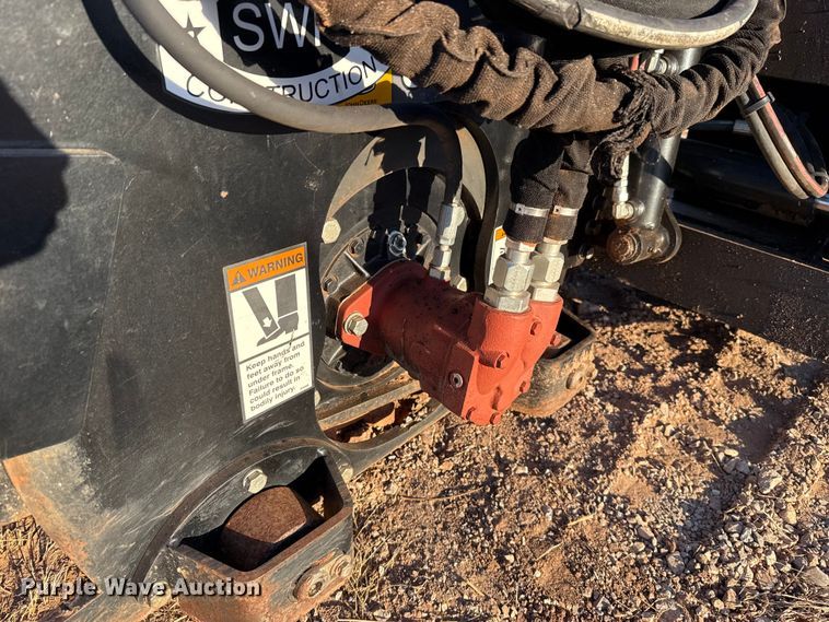 image for item ES5606 John Deere CP24E skid steer cold planer