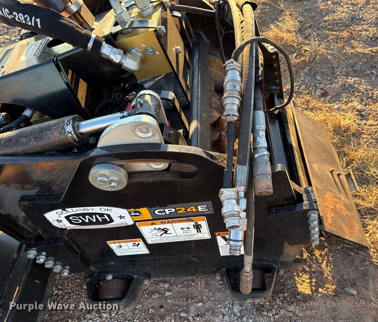 image for item ES5606 John Deere CP24E skid steer cold planer