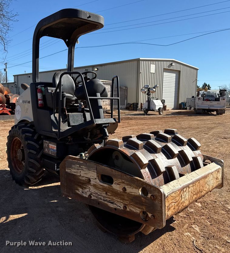 image for item ES5660 Ingersoll Rand SD-45F TF single drum vibratory roller