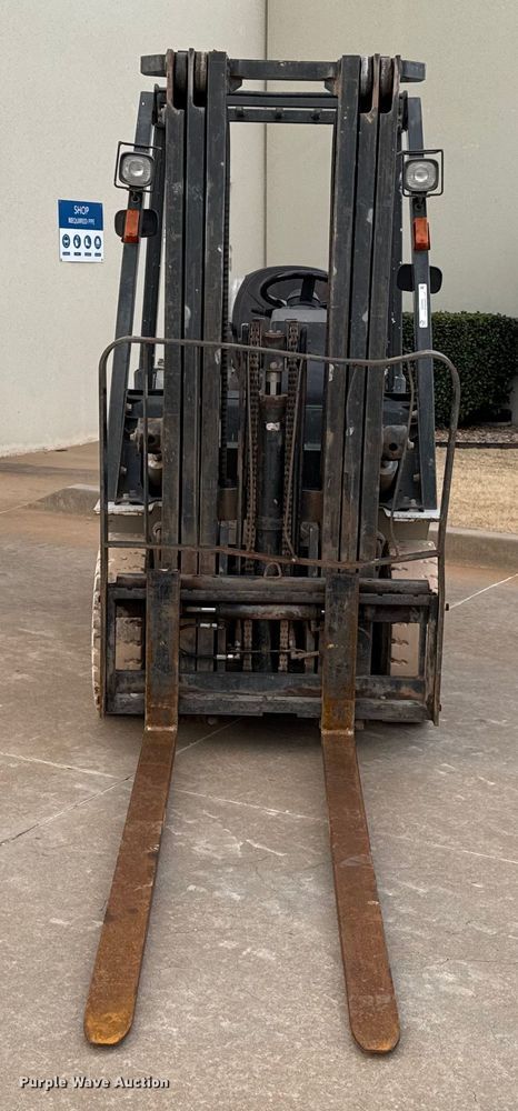 image for item ES5662 2006 Nissan MPL02A25LV forklift